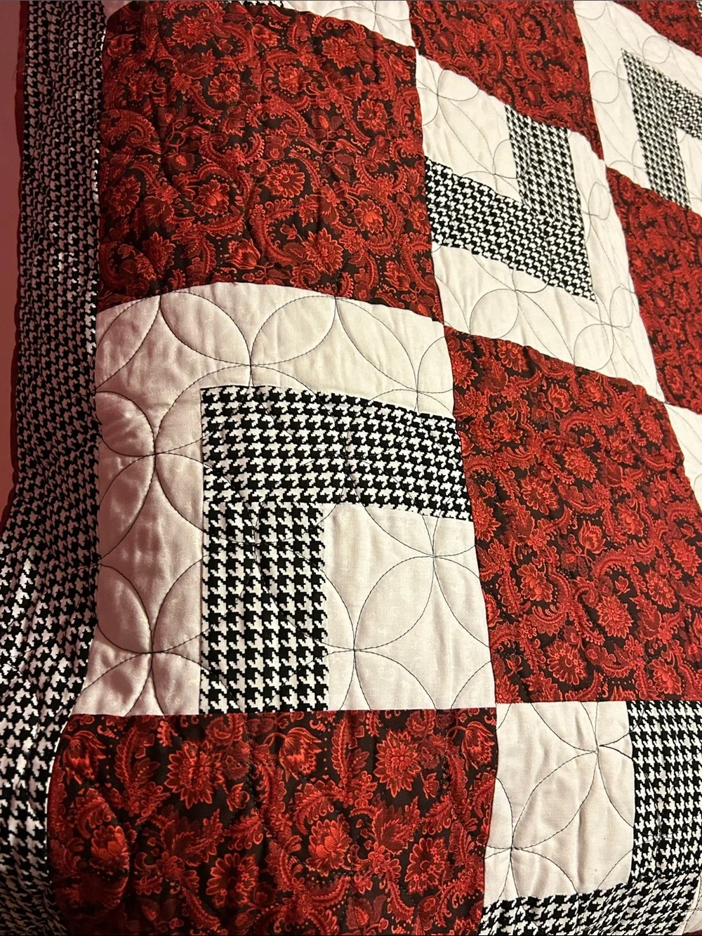 Classic Patchwork Quilt in Red, Black & White